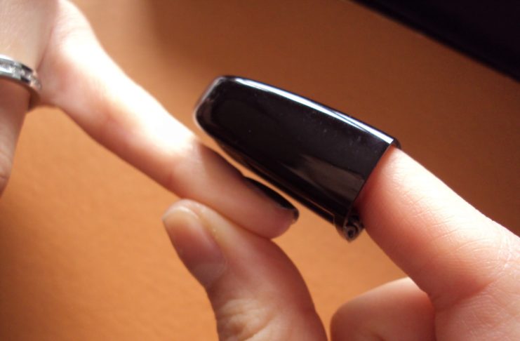 Nail art con magnete: come realizzarla in pochissimi passaggi