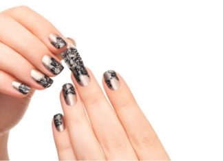 Smalto adesivo: salvatempo e idea regalo per Natale smalto adesivo