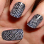nail art serpente
