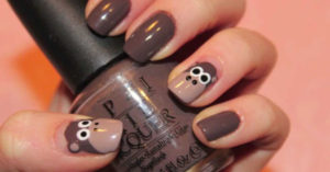 nail art scimmia