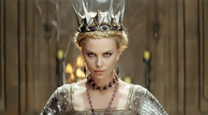 In arrivo lo specchio magico per un make-up personalizzato specchio magico