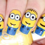 Nail-art-minions5