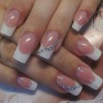 unghie-strass