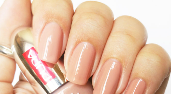 Unghie eleganti: quali sono i colori giusti da scegliere