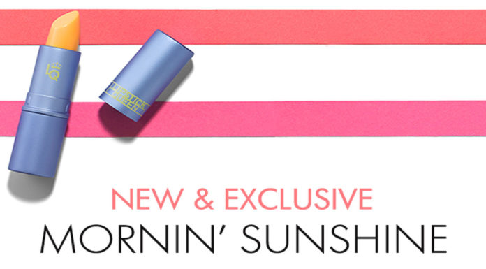 Con il rossetto magico è subito ritorno agli anni ’90 rossetto magico