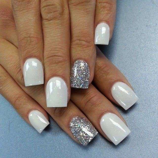 unghie,bianche,e,argento,glitter