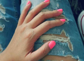 Smalto e abbronzatura: quali i colori migliori per esaltarla abbronzatura_colori_smalto