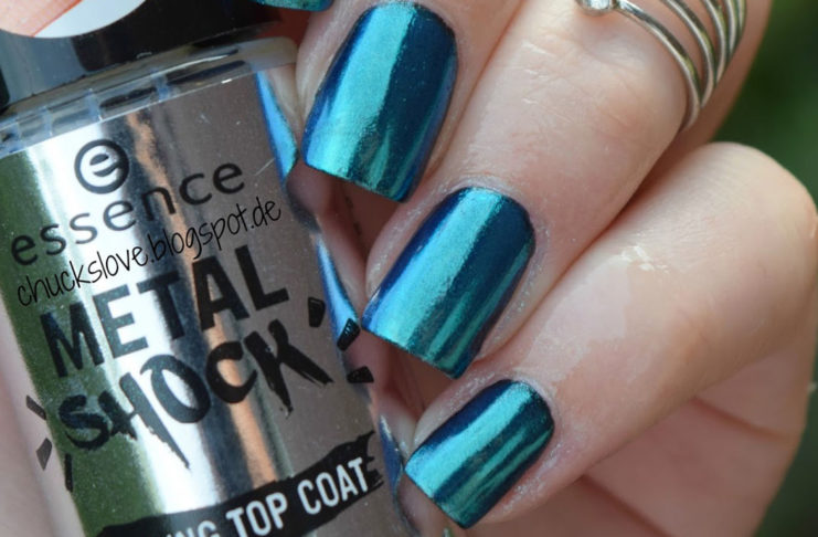 Halloween: effetto metallico per le unghie e non solo essence_halloween_metallico